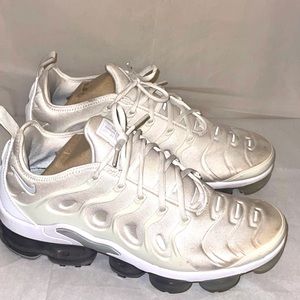 USED Nike Air Vapormax